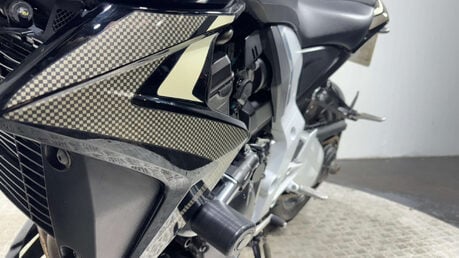 Honda CB1000R 2015 19K WARRANTY 125BHP NAKED BIKE MOT VERY CLEAN 1000CC 39