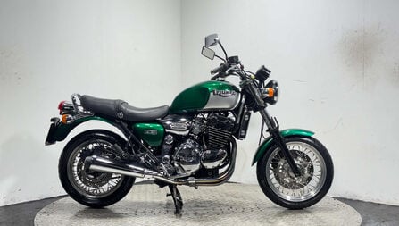 Triumph Legend 900 1998 ONLY 19K MOT WARRANTY VERY CLEAN CLASSIC BIKE 900CC