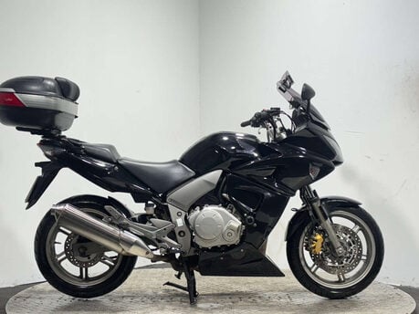 Honda CB 2008 26k MOT November 2026 warranty 1000cc commuter bike