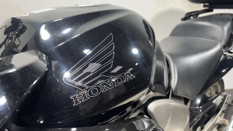 Honda CB 2008 26k MOT November 2026 warranty 1000cc commuter bike 34