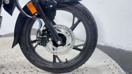 Honda CB 2022 ONLY 8 MILES MOT NOVEMBER WARRANTY 125CC LEARNER BIKE 27