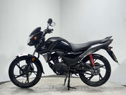 Honda CB 2022 ONLY 8 MILES MOT NOVEMBER WARRANTY 125CC LEARNER BIKE 4