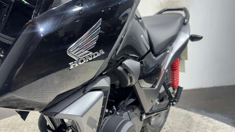 Honda CB 2022 ONLY 8 MILES MOT NOVEMBER WARRANTY 125CC LEARNER BIKE 22