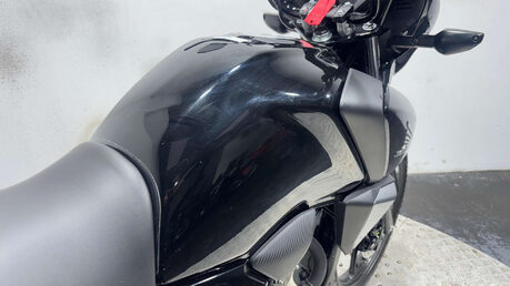 Honda CB 2022 ONLY 8 MILES MOT NOVEMBER WARRANTY 125CC LEARNER BIKE 24