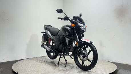 Honda CB 2022 ONLY 8 MILES MOT NOVEMBER WARRANTY 125CC LEARNER BIKE 3