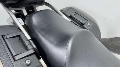 Kawasaki GTR 1400 2011 ONLY 12K FULL LUGGAGE VERY CLEAN 1400CC TOURER BIKE 10