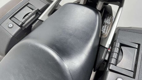 Kawasaki GTR 1400 2011 ONLY 12K FULL LUGGAGE VERY CLEAN 1400CC TOURER BIKE 23