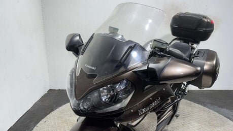 Kawasaki GTR 1400 2011 ONLY 12K FULL LUGGAGE VERY CLEAN 1400CC TOURER BIKE 39