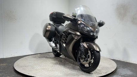 Kawasaki GTR 1400 2011 ONLY 12K FULL LUGGAGE VERY CLEAN 1400CC TOURER BIKE 3