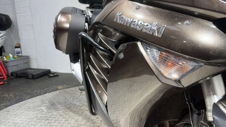 Kawasaki GTR 1400 2011 ONLY 12K FULL LUGGAGE VERY CLEAN 1400CC TOURER BIKE 32