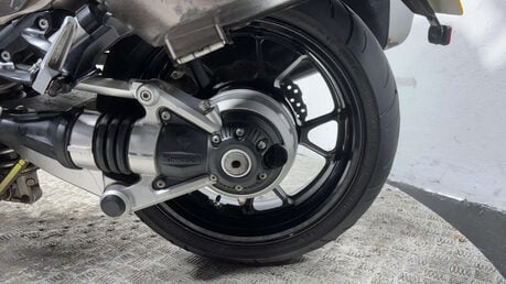 Kawasaki GTR 1400 2011 ONLY 12K FULL LUGGAGE VERY CLEAN 1400CC TOURER BIKE 20