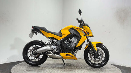 Honda CB 650 NAKED BIKE 2015 ONLY 10K MOT WARRANTY VERY CLEAN 650CC 1