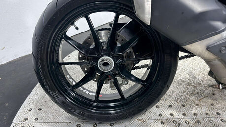 Ducati Hyperstrada 2013 12K SUPER NAKED SUPERMOTO WARRANTY MOT SERVICED 821CC 39