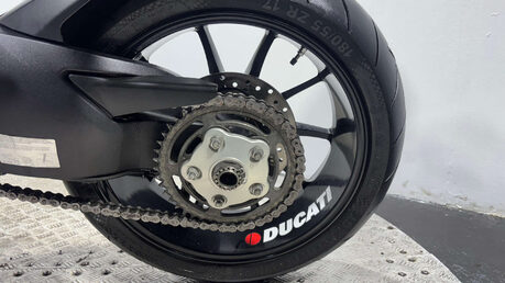 Ducati Hyperstrada 2013 12K SUPER NAKED SUPERMOTO WARRANTY MOT SERVICED 821CC 38