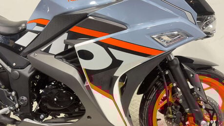 Yamasaki Ym 50 2025 3 MILES WARRANTY 50CC GEARED SPORT BIKE LEARNER 14