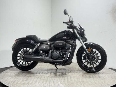 Keeway RKV V 2024 LARGE 125CC CRUISER BIKE MOT WARRANTY V TWIN LEARNER