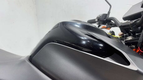 KTM Duke 125 Naked Petrol Manual Euro 5 (15 ps) 32