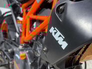 KTM Duke 125 Naked Petrol Manual Euro 5 (15 ps) 10