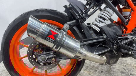 KTM Duke 125 Naked Petrol Manual Euro 5 (15 ps) 34