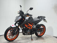 KTM Duke 125 Naked Petrol Manual Euro 5 (15 ps) 5