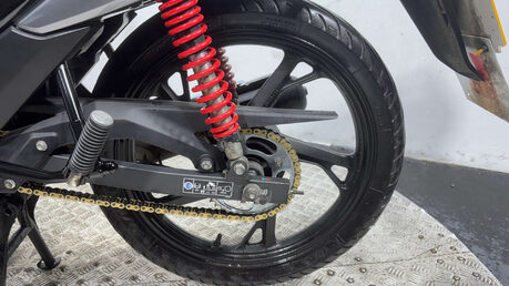 Honda CB 2022 13K PERFECT COMMUTER / LEARNER BIKE 125CC MOT WARRANTY 36