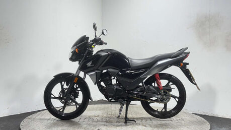 Honda CB 2022 13K PERFECT COMMUTER / LEARNER BIKE 125CC MOT WARRANTY 4