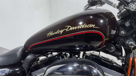 Harley-Davidson Sportster 883 XL883L Superlow 2011 11K WARRANTY MOT A2 CRUISER BIKE 39