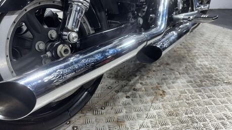 Harley-Davidson Sportster 883 XL883L Superlow 2011 11K WARRANTY MOT A2 CRUISER BIKE 35