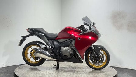 Honda VFR1200F 2010 47K RUNNING PROJECT BIKE SPARES OR REPAIR 1200CC TOURER