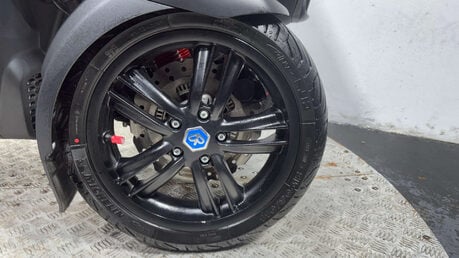 Piaggio MP3 HPE SPORT 2022 3K TRIKE 3 WHEELER SCOOTER CAR LICENCE 300CC 9