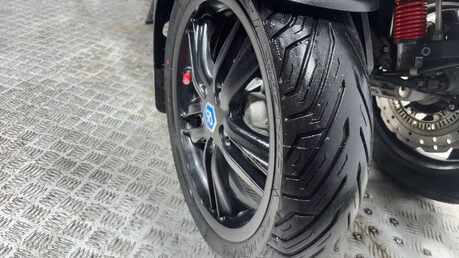 Piaggio MP3 HPE SPORT 2022 3K TRIKE 3 WHEELER SCOOTER CAR LICENCE 300CC 17