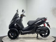 Piaggio MP3 HPE SPORT 2022 3K TRIKE 3 WHEELER SCOOTER CAR LICENCE 300CC 4