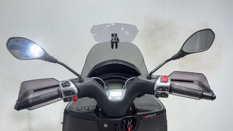 Piaggio MP3 HPE SPORT 2022 3K TRIKE 3 WHEELER SCOOTER CAR LICENCE 300CC 22
