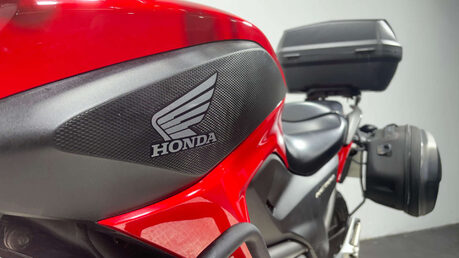 Honda NC700 2012 ONLY 15K PANNIERS MOT WARRANTY A2 TOURER BIKE 700CC MANUAL 24