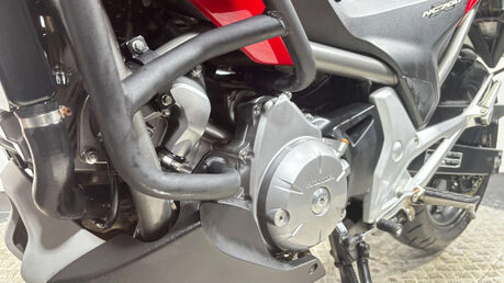 Honda NC700 2012 ONLY 15K PANNIERS MOT WARRANTY A2 TOURER BIKE 700CC MANUAL 11