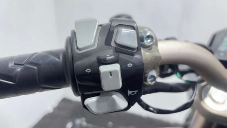 Zontes ZT 2021 ONLY 11K MOT DECEMBER 2026 ENDURO RETRO 125CC LEARNER 38