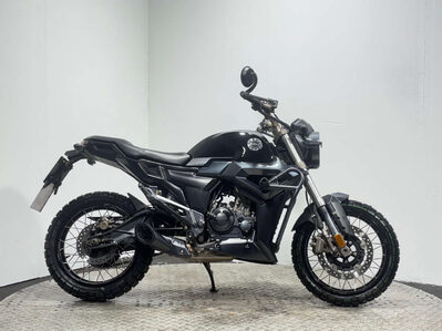 Zontes ZT 2021 ONLY 11K MOT DECEMBER 2026 ENDURO RETRO 125CC LEARNER
