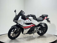 Hyosung GD 2016 ONLY 1K VERY CLEAN LIGHT WEIGHT SPORTS BIKE 250CC NEW MOT 5