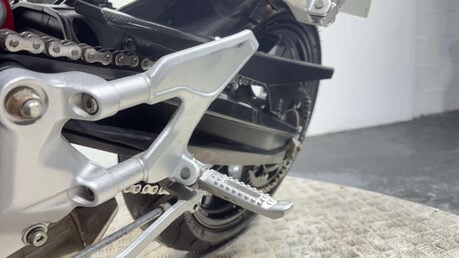 Hyosung GD 2016 ONLY 1K VERY CLEAN LIGHT WEIGHT SPORTS BIKE 250CC NEW MOT 19