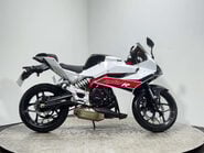 Hyosung GD 2016 ONLY 1K VERY CLEAN LIGHT WEIGHT SPORTS BIKE 250CC NEW MOT 1
