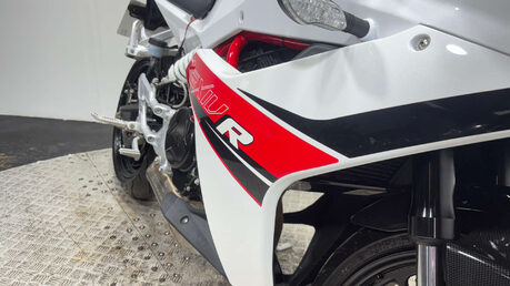 Hyosung GD 2016 ONLY 1K VERY CLEAN LIGHT WEIGHT SPORTS BIKE 250CC NEW MOT 13