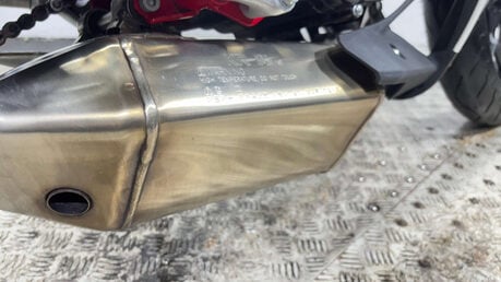 Hyosung GD 2016 ONLY 1K VERY CLEAN LIGHT WEIGHT SPORTS BIKE 250CC NEW MOT 28