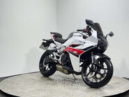 Hyosung GD 2016 ONLY 1K VERY CLEAN LIGHT WEIGHT SPORTS BIKE 250CC NEW MOT 2