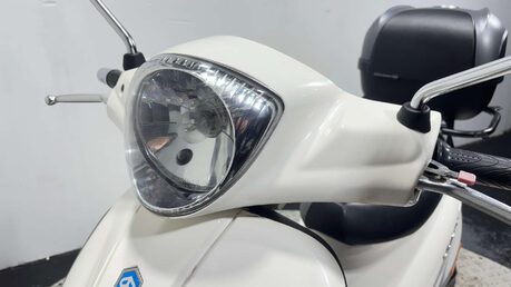 Piaggio Liberty 2021 4K MOT 4 STROKE 50CC SCOOTER LEARNER BIKE RIDE AT 16 17