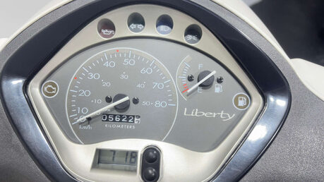 Piaggio Liberty 2021 4K MOT 4 STROKE 50CC SCOOTER LEARNER BIKE RIDE AT 16 15