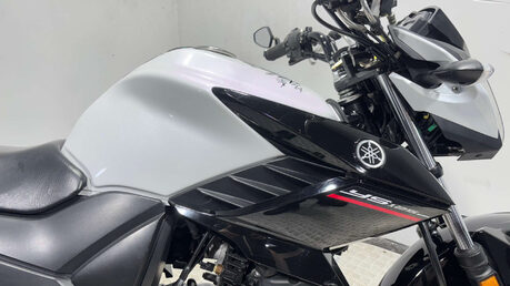 Yamaha YS125 2019 24K WARRANTY 125CC COMMUTER BIKE SPORTS EXHAUST 19