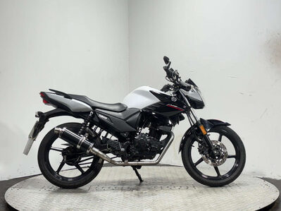 Yamaha YS125 2019 24K WARRANTY 125CC COMMUTER BIKE SPORTS EXHAUST