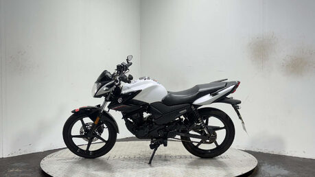 Yamaha YS125 2019 24K WARRANTY 125CC COMMUTER BIKE SPORTS EXHAUST 4