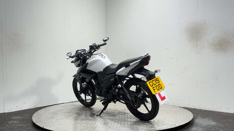 Yamaha YS125 2019 24K WARRANTY 125CC COMMUTER BIKE SPORTS EXHAUST 6