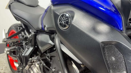 Yamaha MT-07 2018 68 PLATE NEW MOT SERVICED WARRANTY 27K FULL AKRAPOVIC 25